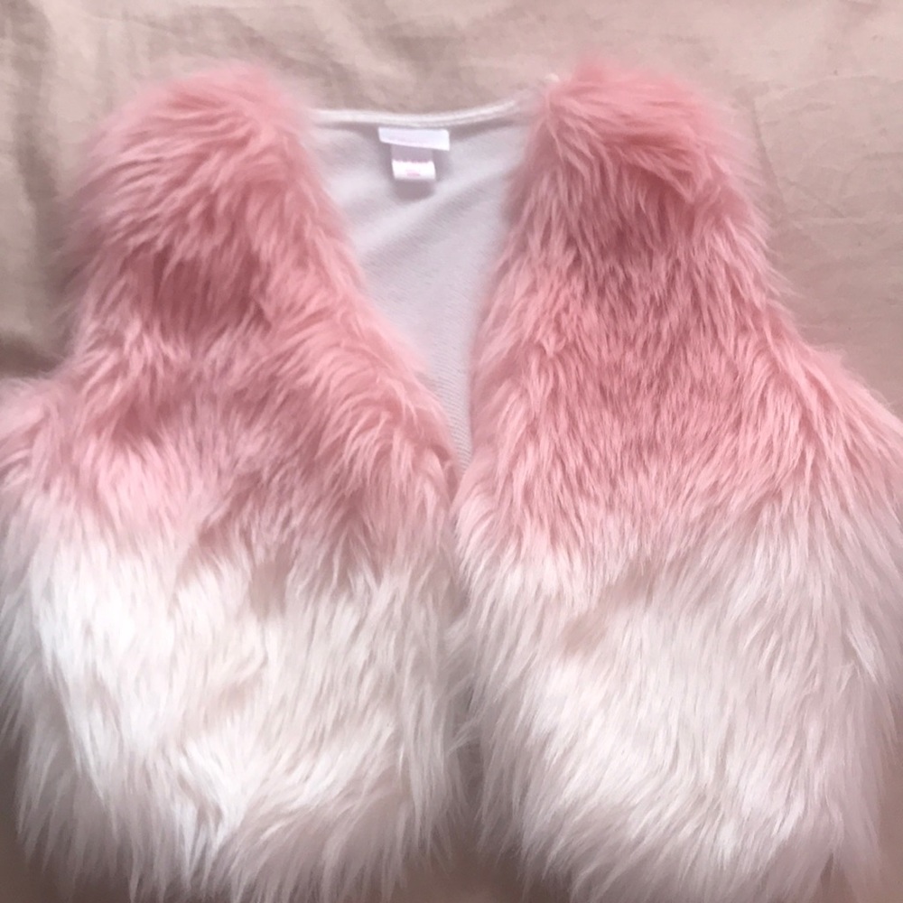 Fur vest. No trades